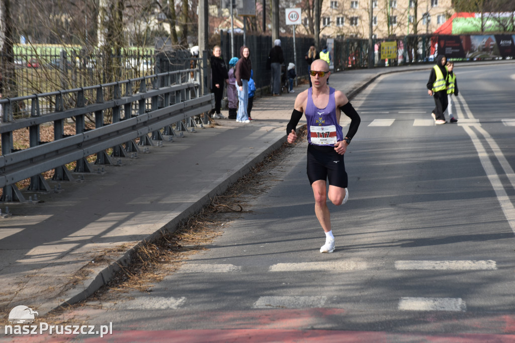 Półmaraton i Piątka nad Radunią 2026