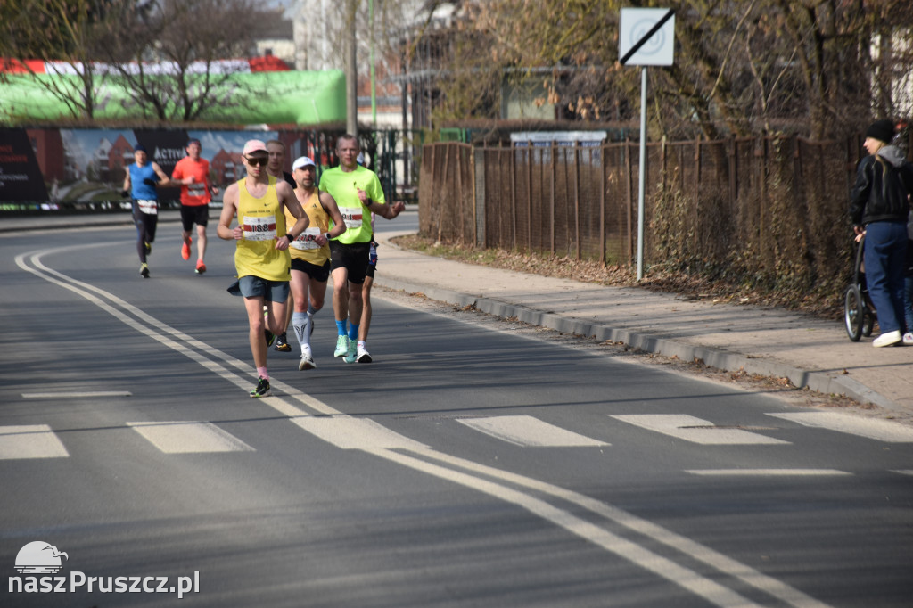 Półmaraton i Piątka nad Radunią 2026