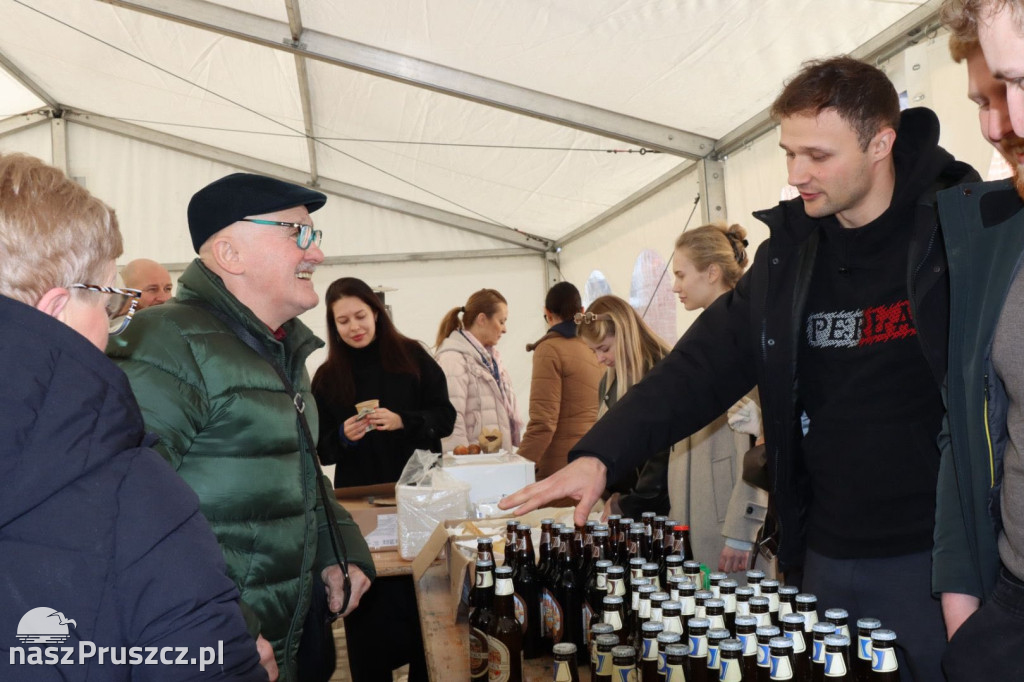 638 kilometrów, które łączą. Tablica dla Niemenczyna odsłonięta w Kolbudach