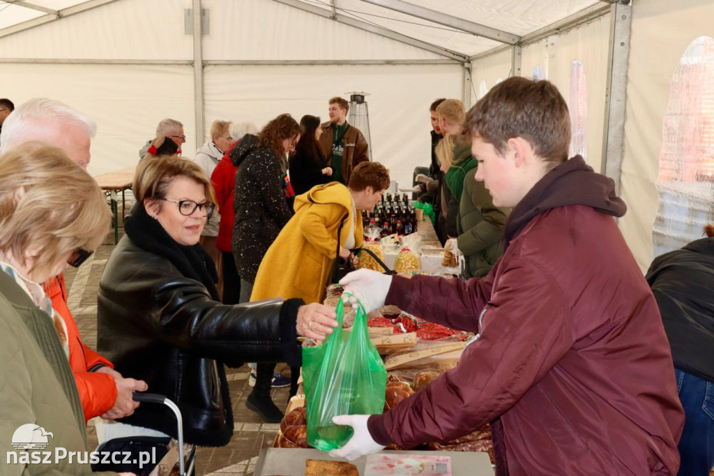 638 kilometrów, które łączą. Tablica dla Niemenczyna odsłonięta w Kolbudach