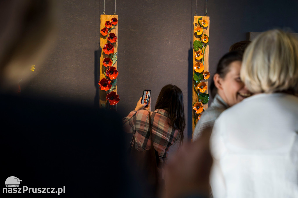 W OKSiBP otwarto wystawę ceramiki Renaty Jelińskiej