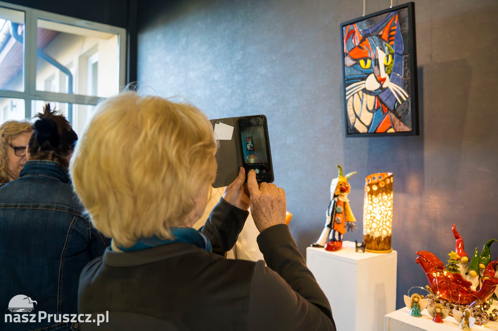 W OKSiBP otwarto wystawę ceramiki Renaty Jelińskiej