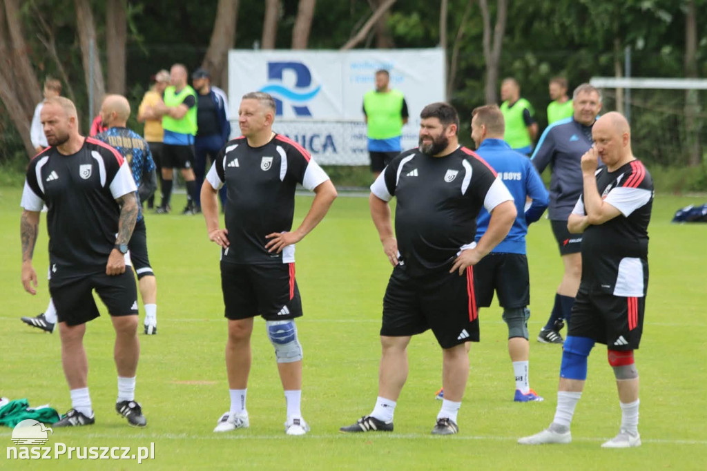Sportowe emocje i rodzinna atmosfera. Oldboye grali w Kolbudach