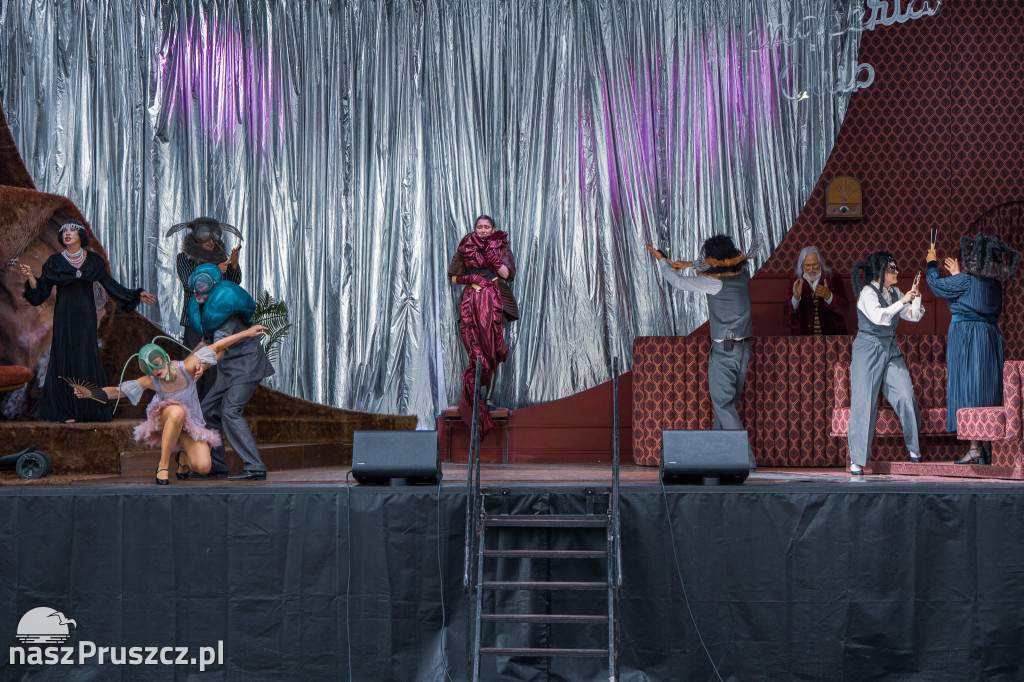 Teatr Wybrzeże na scenie Faktorii Kultury. Dzieci bawiły się znakomicie