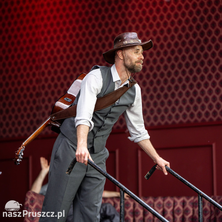 Teatr Wybrzeże na scenie Faktorii Kultury. Dzieci bawiły się znakomicie