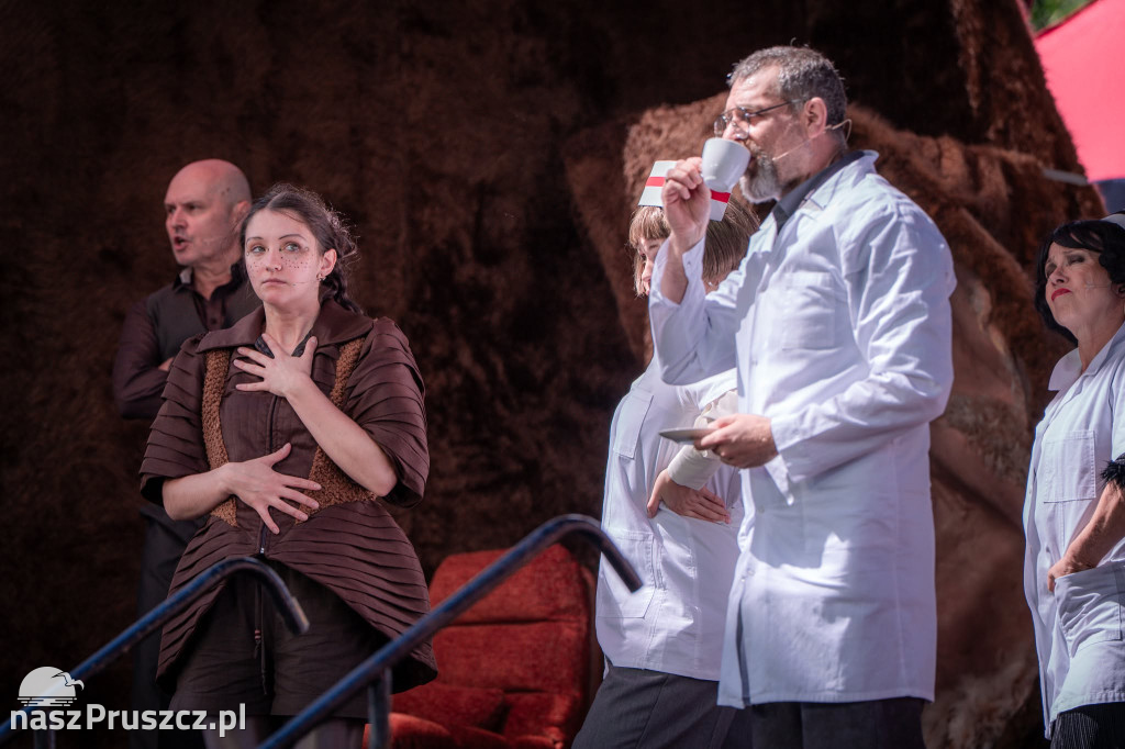 Teatr Wybrzeże na scenie Faktorii Kultury. Dzieci bawiły się znakomicie