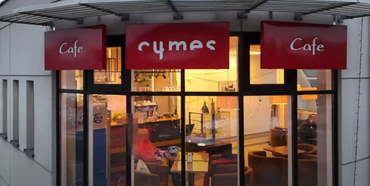 "Cymes Cafe Rotmanka" - zachwyca pyszną kawą, domowymi wypiekami i atmosferą