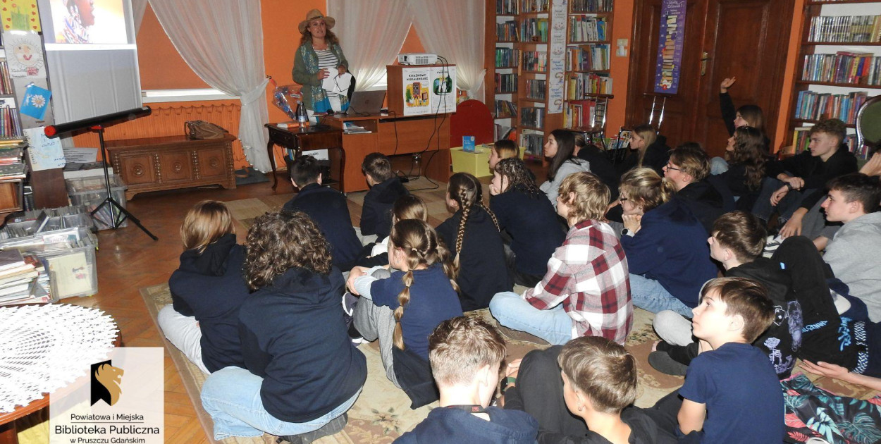 Olga Dębicka, dziennikarka i podróżniczka gościem pruszczańskiej biblioteki