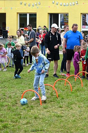 Festyn rodzinny w \"Pszczółce Mai\"-1093