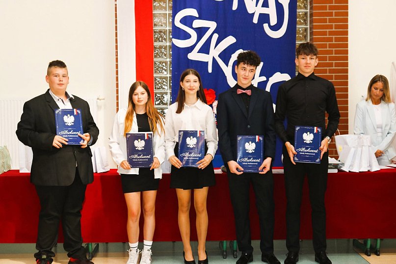 Pożegnanie ósmoklasistów- Trąbki Wielkie