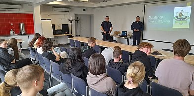 Pruszcz Gdański: Z policjantami o bezpieczeństwie-11119
