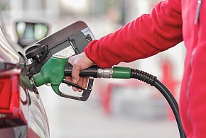 Ceny paliw. Kierowcy nie odczują zmian, eksperci mówią o "napiętej sytuacji"-11247