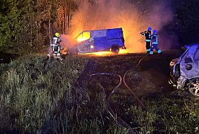 Gmina Pruszcz Gdański: Trzy auta spłonęły w Jagatowie-11510
