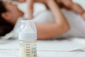 Groźna bakteria w mleku dla niemowląt. Nie podawaj dzieciom!-11516