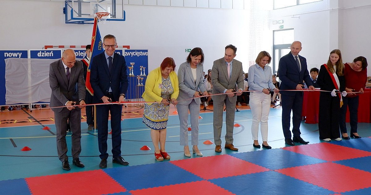 Un spațiu modern pentru învățare și sport.  Vezi cum s-a schimbat școala primară nr. 2 din Pruszcz Gdański
