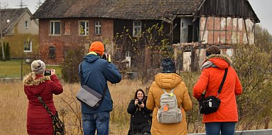 Pszczółki: Mieszkańcy gminy poznawali tajniki fotografii cyfrowej-15747