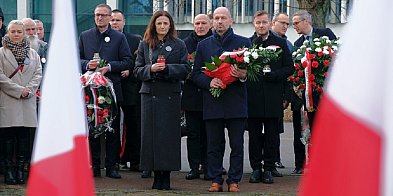 W Cedrach Wielkich uczczono ofiary Marszu Śmierci-17031