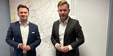 Pszczółki: Wójt Urbanek spotkał się z senatorem Świlskim. O czym rozmawiano?-18819