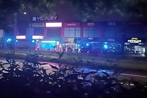 Pruszcz Gdański: Nocna akcja służb. Co się stało pod Centrum Victory?-19538