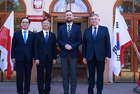 Nowa umowa na czołgi K2 coraz bliżej. "Wzmocnić polski przemysł zbrojeniowy"-20013