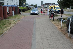 Pruszcz Gdański: Zderzenie rowerzystów. 13-latka trafiła do szpitala-20103