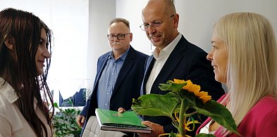 Cedry Wielkie: Stypendia wójta gminy rozdane-20663