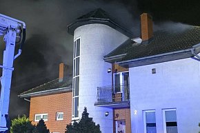 Pożar w Pruszczu Gdańskim - 1/2.12.25.-1445