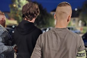 Policjanci z Pruszcza zatrzymali 19-latka - senior mógł stracić 45 tysięcy złotych-21697