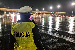 Policja podsumowuje weekend: ponad 600 kontroli i liczne wykroczenia-22739