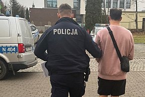 Pruszcz Gd.: Uciekał przed policją, miał sądowy zakaz. Grozi mu do 5 lat więzienia-23427