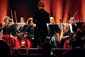 Pruszcz Gdański: Koncert „Taniec godzin” na zakończenie roku-23653