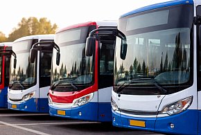 Wylał denaturat i podpalił autobus. Pasażerowie zareagowali