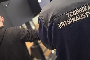 Poszukiwany, na zakazie i pod wpływem narkotyków. Zatrzymanie na autostradzie A1