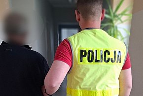 Jeden z sądowymi zakazami, drugi pod wpływem narkotyków. Obaj za kierownicą