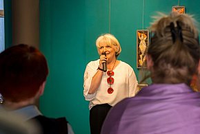 Gmina Pruszcz Gdański: W OKSiBP otwarto wystawę ceramiki Renaty Jelińskiej