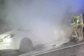Suchy Dąb: Pożar samochodu elektrycznego we Wróblewie