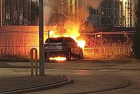 Wracali z ćwiczeń, zauważyli płonące auto. Żołnierze WOT ruszyli na pomoc