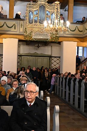 Zabytkowe organy z 1787 roku znów rozbrzmiały w kościele w Różynach-1411