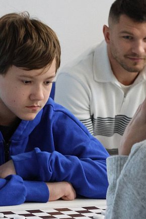 Sportowe święto w Suchym Dębie - warcaby-1437