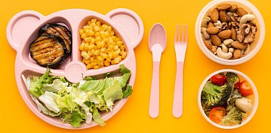 Zdrowe zęby – co musi znaleźć się w diecie dziecka?