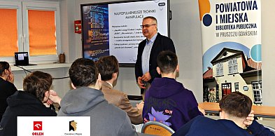 Fake newsy i dezinformacja – młodzież uczy się, jak nie dać się manipulacji