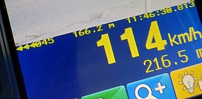 Suchy Dąb: 34-latek wpadł z prędkością 114 km/h w obszarze zabudowanym!