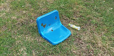 Gm. Pruszcz Gdański: Miało służyć wszystkim. Boisko w Rokitnicy zniszczone