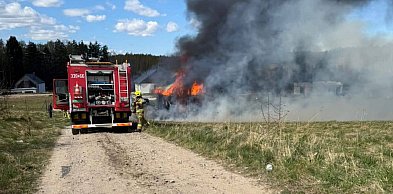 Gm. Przywidz: Pożar budynku mieszkalnego w Pomlewie – akcja kilku jednostek