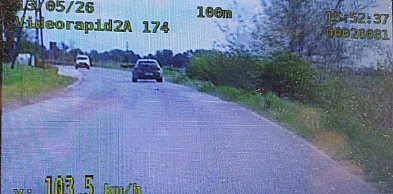 Suchy Dąb: Rajd 20-latka przez teren zabudowany. Stracił prawo jazdy na 3 miesiące