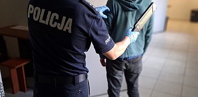 Nerwowe zachowanie ich zdradziło. Trzy zatrzymania za narkotykami w Pruszczu