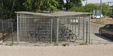 Przegląd wiat rowerowych przy ul. Dworcowej. Miasto apeluje do mieszkańców
