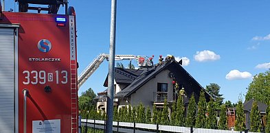 Pożar budynku w Buszkowach. Jedna osoba poszkodowana
