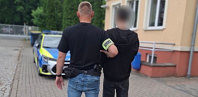 Pruszcz Gdański: 52-latek stracił 110 tys. zł. Policja zatrzymała „odbieraka"