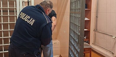Ucieczka na podwójnym gazie. Pijany 44-latek w BMW zatrzymany